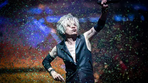 INDOCHINE : LE CONCERT DU « CENTRAL TOUR » PROCHAINEMENT AU CINEMA !