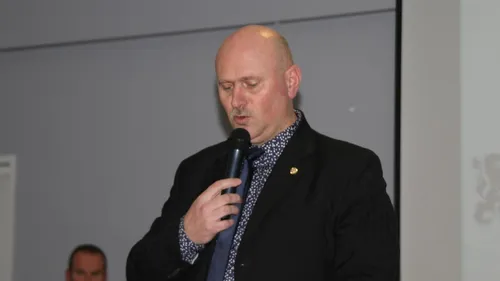 Eecke : Le maire visé par deux plaintes,  pour viol sur mineur et...