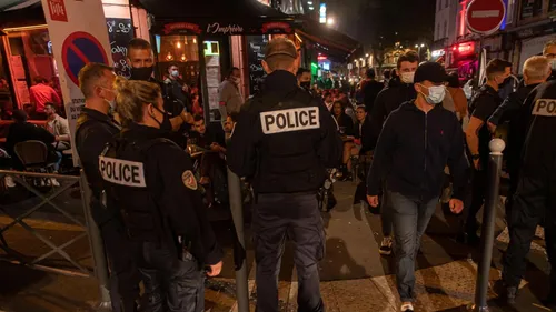 Six jeunes âgés entre 14 et 18 ans placés en garde à vue pour des...