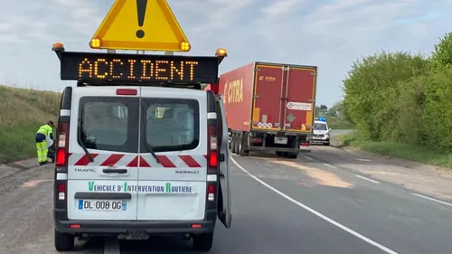 Un cycliste de 28 ans décède dans une collision avec une voiture...