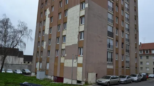 Oise : une femme de 48 ans décède après une chute du troisième...