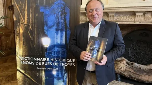 Après 8 ans de recherche, le dictionnaire historique des rues de...