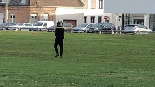 Saint-Amand : deux collégiennes mises en joue par un homme armé...