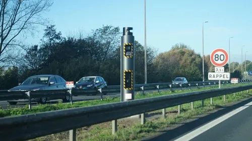 Calais : un nouveau radar installé sur l'A16
