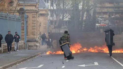 Retraites : manifestation interdite aux abords de la préfecture de...