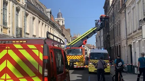 Aire-sur-la-Lys : la grande échelle déployée dans le centre-ville...