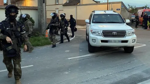 Un homme retranché à son domicile