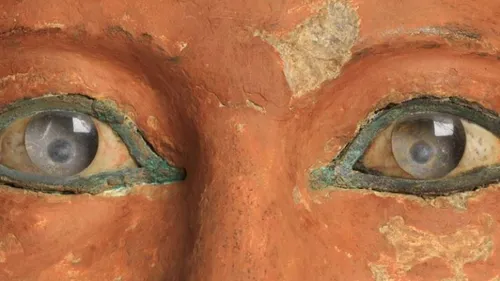 Le scribe accroupi prêté au Louvre-Lens 