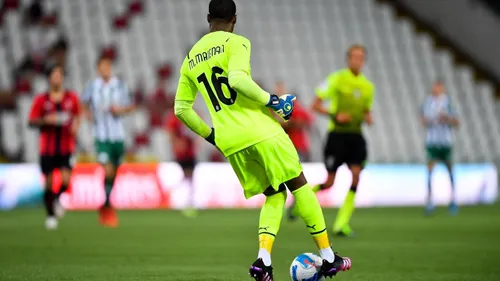 L'ancien gardien du LOSC Mike Maignan visé par des insultes...