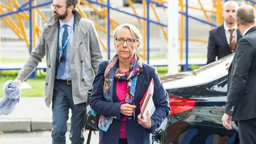 Élisabeth Borne en déplacement ce jeudi à Dunkerque sur le thème du...