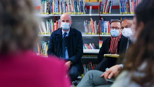 Protocole sanitaire annoncé depuis Ibiza : polémique autour des...