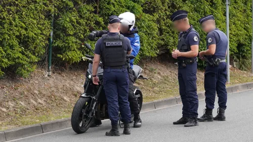Oise : des parents interpellés en plein rodéo avec leurs enfants