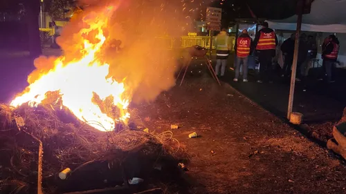 Carburants : les grévistes de TotalEnergies refusent de lever les...