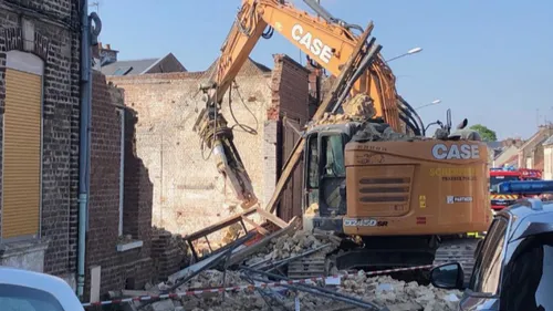 Chute d'un mur à Amiens : un grutier gravement blessé