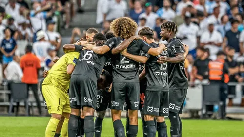 Le Stade de Reims s'incline lourdement à Marseille