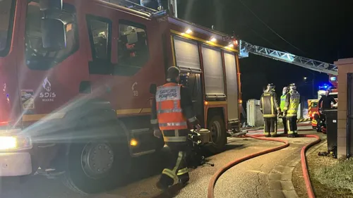 Un feu d'habitation fait trois blessés graves 