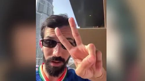 Bigflo et Oli coincés à Dubaï !