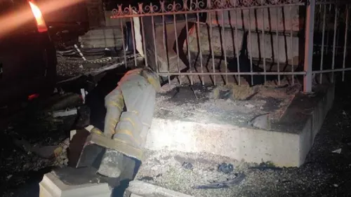 Une automobiliste percute le monument aux morts