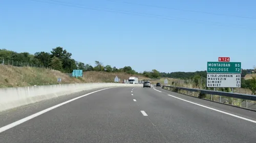 Une fermeture nocturne à Gimont sur la RD 1124, depuis Toulouse