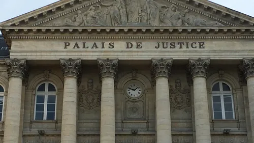 Picardie : deux femmes en viennent aux mains à la sortie d'une...