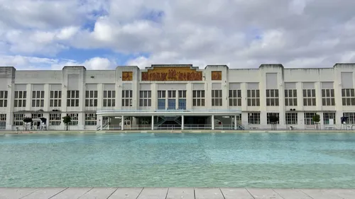 Une première : Pool Party à la piscine Nakache 
