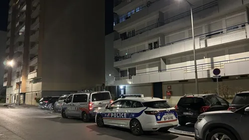 Un homme décède après une chute d’un immeuble