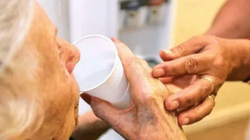 Trois faux policiers dérobent plus de 20 000€ chez deux personnes...