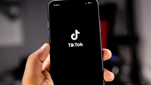 La gendarmerie du Nord alerte sur les dangers du « jeu du Labello »...