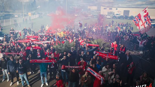 Foot : "Réalisez l'impossible" Valenciennes affronte Lyon pour une...