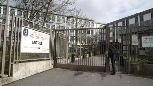 Académie de Lille: Le lycéen victime d'un malaise pendant les...