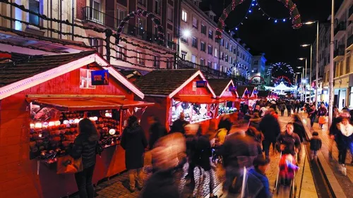 Des dégradations constatées sur le marché de Noël d'Amiens moins...