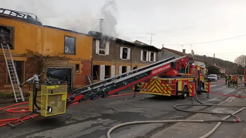 Un homme grièvement brûlé dans l'incendie de sa maison