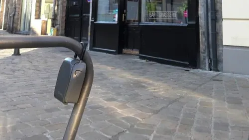 La ville de Lille part à la chasse aux boîtes à clés Airbnb