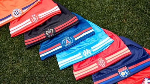 Des bonnets offerts aux supporteurs atteints de cancer