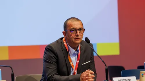 Bruno Caubet, maire d'Issus, réélu président du Sicoval