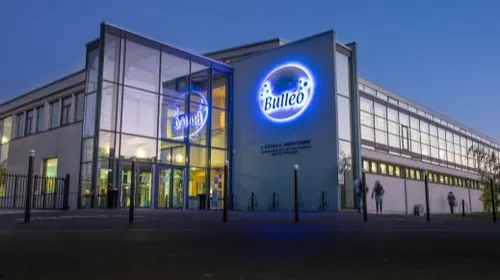 Les esprits s'échauffent à la piscine