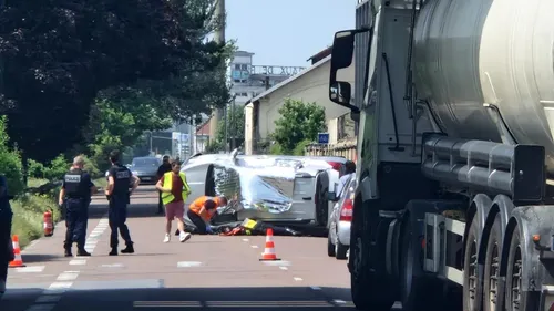 Circulation bloquée le long du canal à Reims après un accident