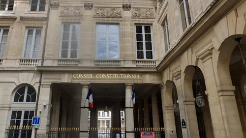 Pass vaccinal : le Conseil constitutionnel rend sa décision ce...