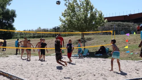 Carte Postale : Champagne FM vous emmène à Château Plage 