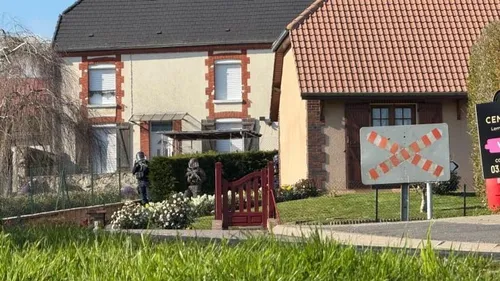 Un forcené retranché chez lui