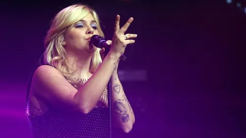 Louane annonce une tournée en acoustique en 2023 à l'occasion de la...