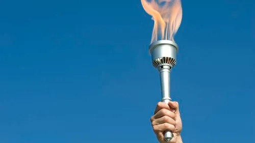 JO de Paris 2024 : où la flamme olympique va-t-elle passer dans le...