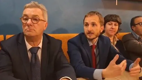 LFI et le PS fusionnent leurs listes au second tour des municipales...