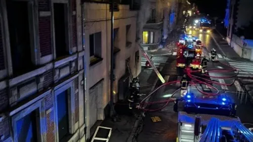 Les pompiers sauvent les locataires d'un immeuble en feu