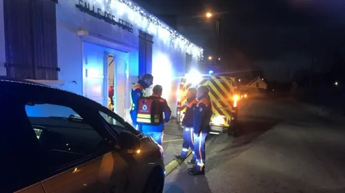 15 enfants et adolescents âgés de 1 à 16 ans en difficulté en...