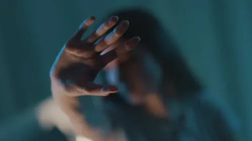 Trois bourreaux jugés pour avoir torturé et séquestré une jeune...