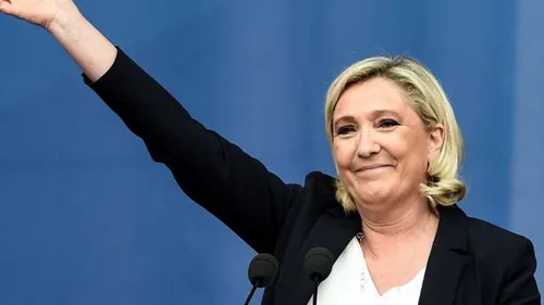 Marine Le Pen reporte son grand meeting à Reims 