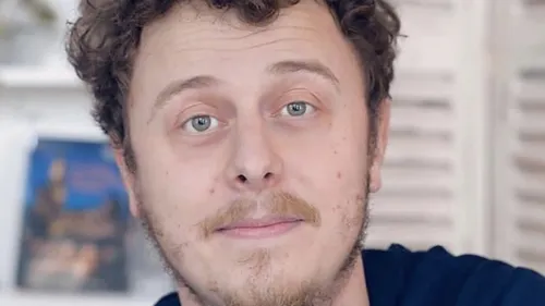 La garde à vue du Youtubeur Norman pour viols et corruption de...