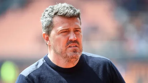 Oscar Garcia mis à pied