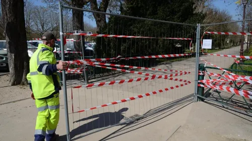 Des ossements découverts dans un jardin public